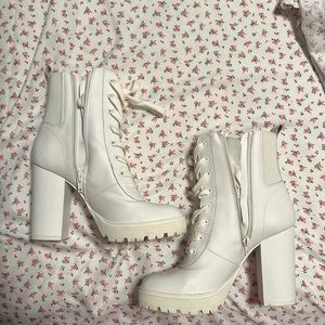 Steve Madden Lace Up Heeled Booties